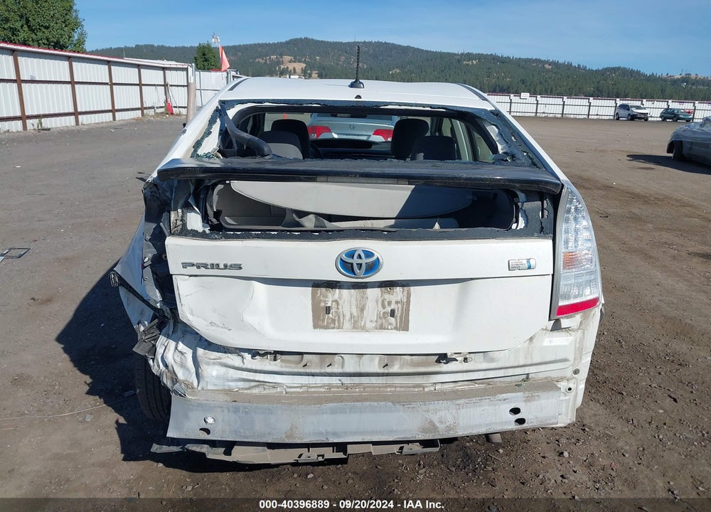 2010 TOYOTA PRIUS III VIN: JTDKN3DU2A0131604