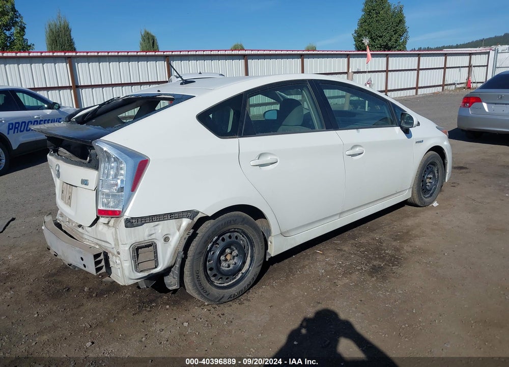 2010 TOYOTA PRIUS III VIN: JTDKN3DU2A0131604