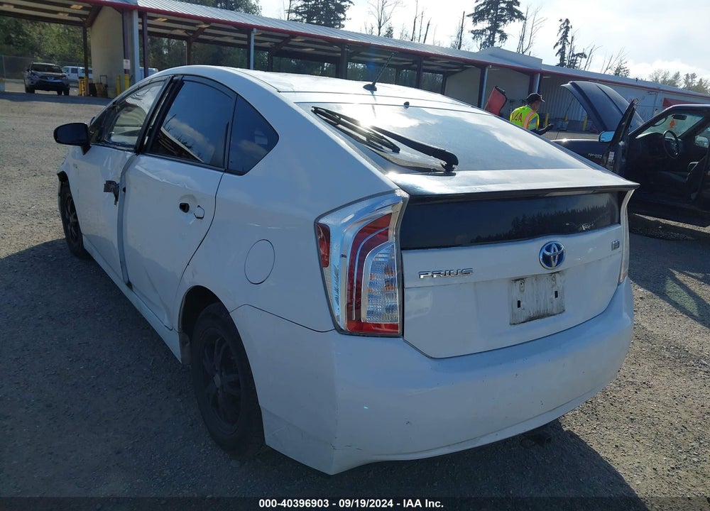 2012 TOYOTA PRIUS TWO VIN: JTDKN3DU7C5444444