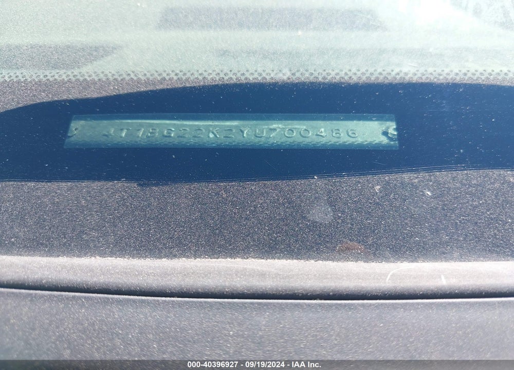 2000 TOYOTA CAMRY CE VIN: 4T1BG22K2YU700486