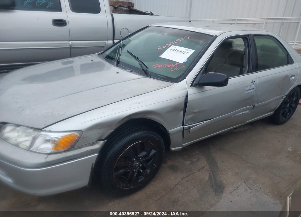 2000 TOYOTA CAMRY CE VIN: 4T1BG22K2YU700486
