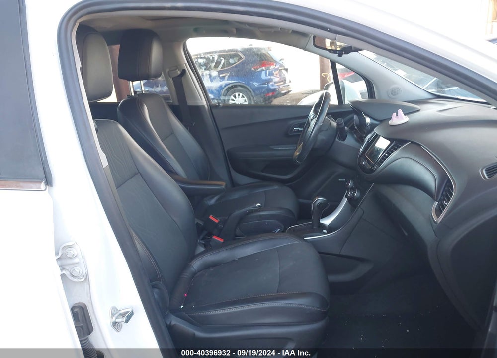 2019 CHEVROLET TRAX LT VIN: 3GNCJLSB0KL287573