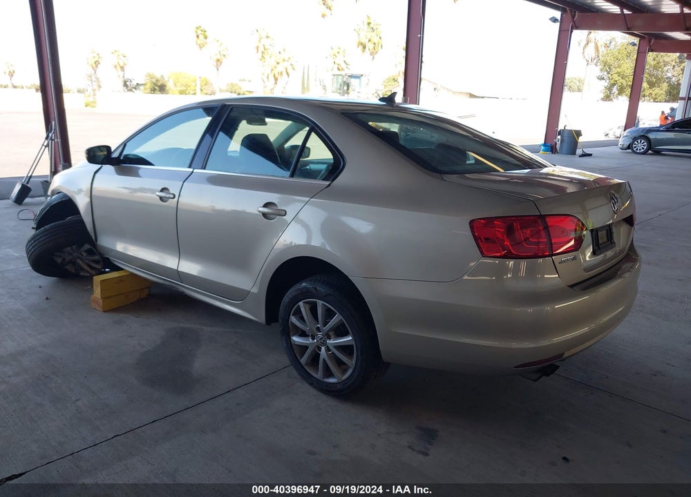 2014 VOLKSWAGEN JETTA 1.8T SE VIN: 3VWD17AJ1EM286554