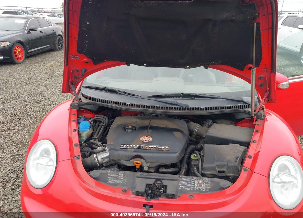 2004 VOLKSWAGEN NEW BEETLE GLS 1.8T VIN: 3VWCD21Y14M301605