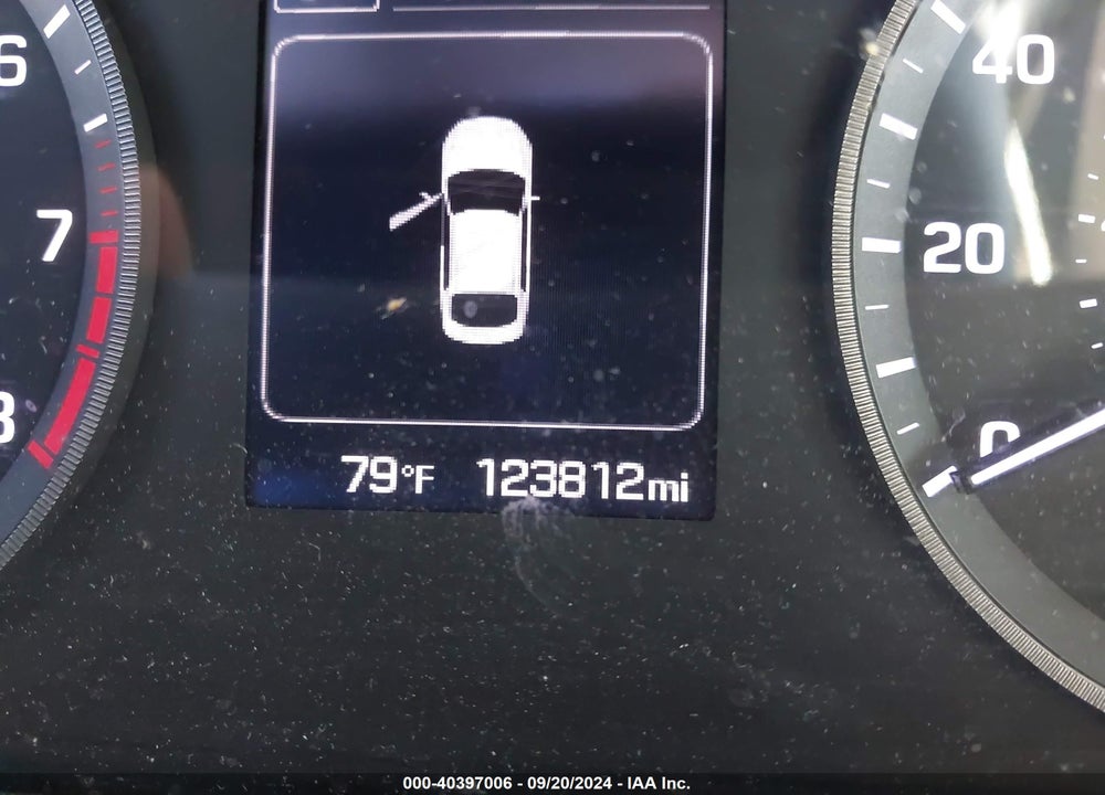 2015 HYUNDAI SONATA SE VIN: 5NPE24AF9FH180956
