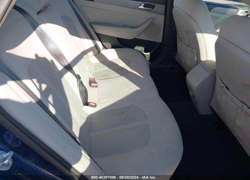 2015 HYUNDAI SONATA SE VIN: 5NPE24AF9FH180956