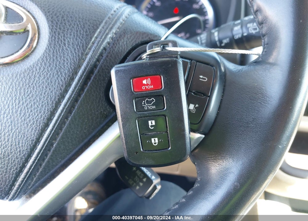 2014 TOYOTA HIGHLANDER LIMITED V6 VIN: 5TDDKRFHXES049000
