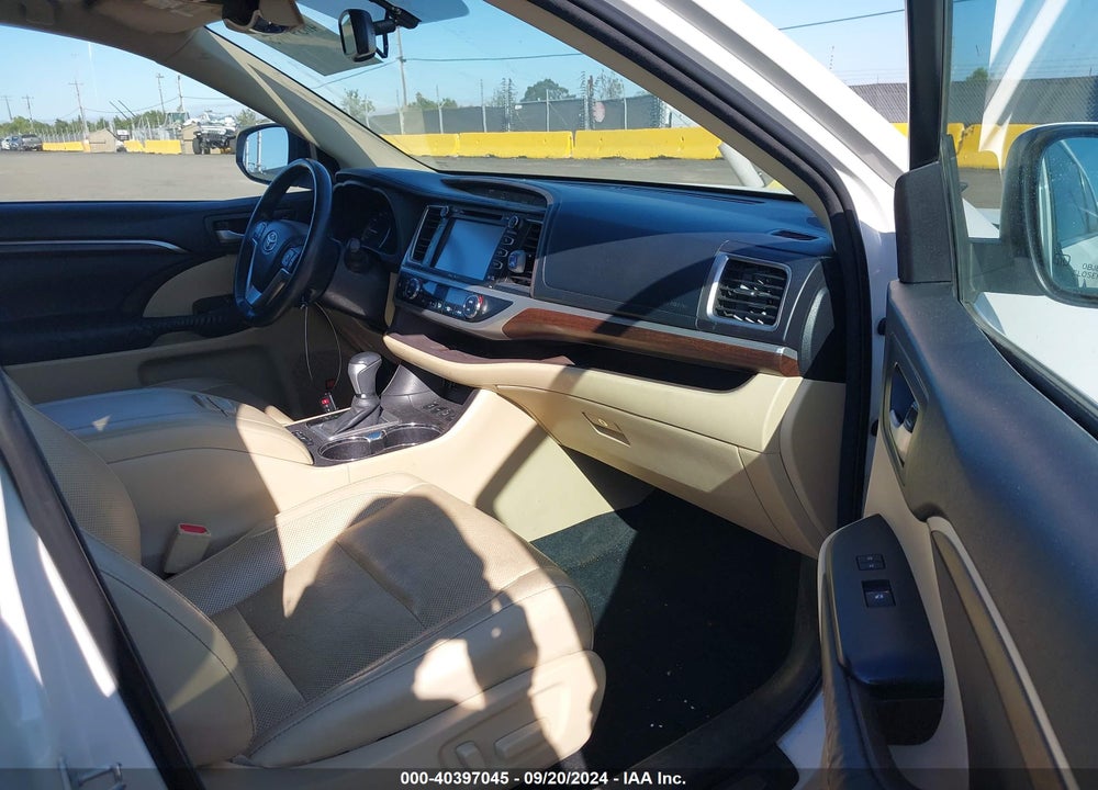 2014 TOYOTA HIGHLANDER LIMITED V6 VIN: 5TDDKRFHXES049000