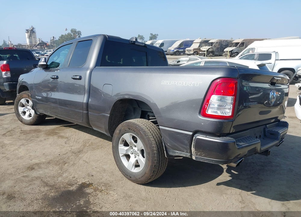 2021 RAM 1500 BIG HORN QUAD CAB 4X2 6'4 BOX VIN: 1C6RREBT0MN801464