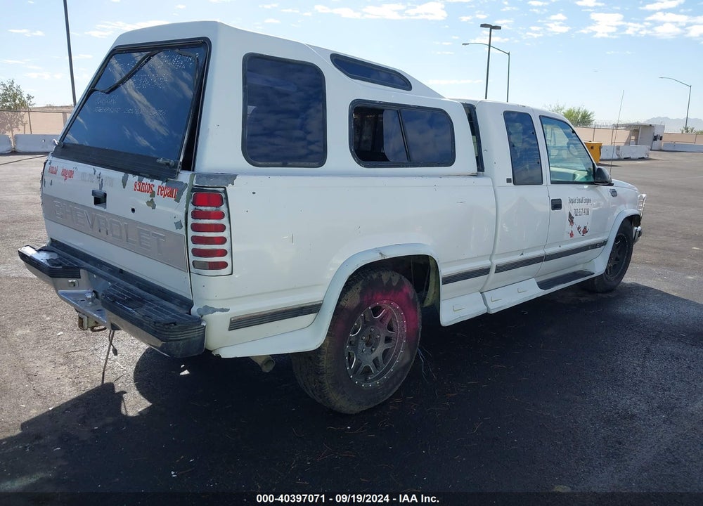 1996 CHEVROLET GMT-400 C1500 VIN: 2GCEC19R0T1198544