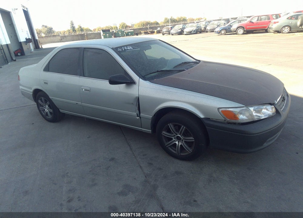 2001 TOYOTA CAMRY CE VIN: 4T1BG22K71U016605