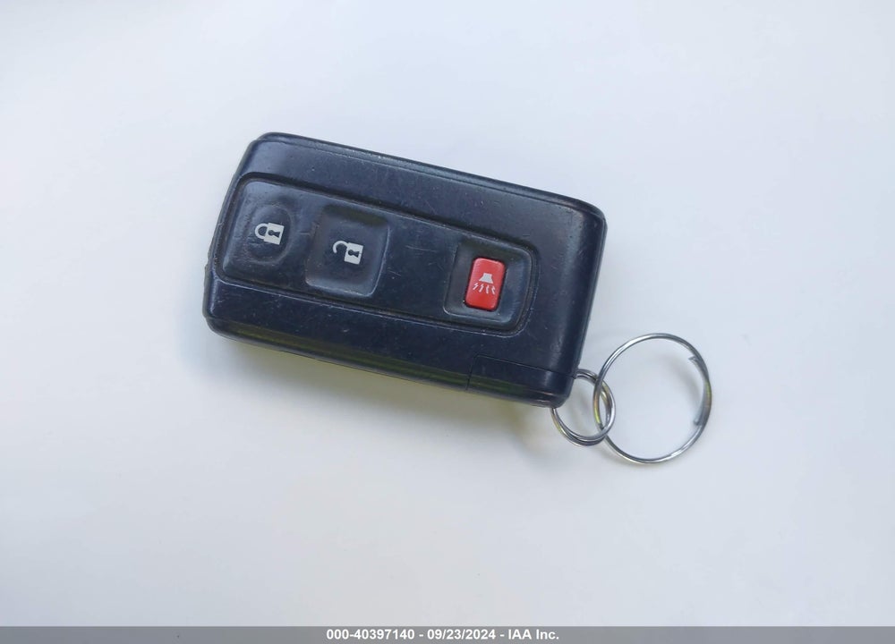 2008 TOYOTA PRIUS VIN: JTDKB20U987724144