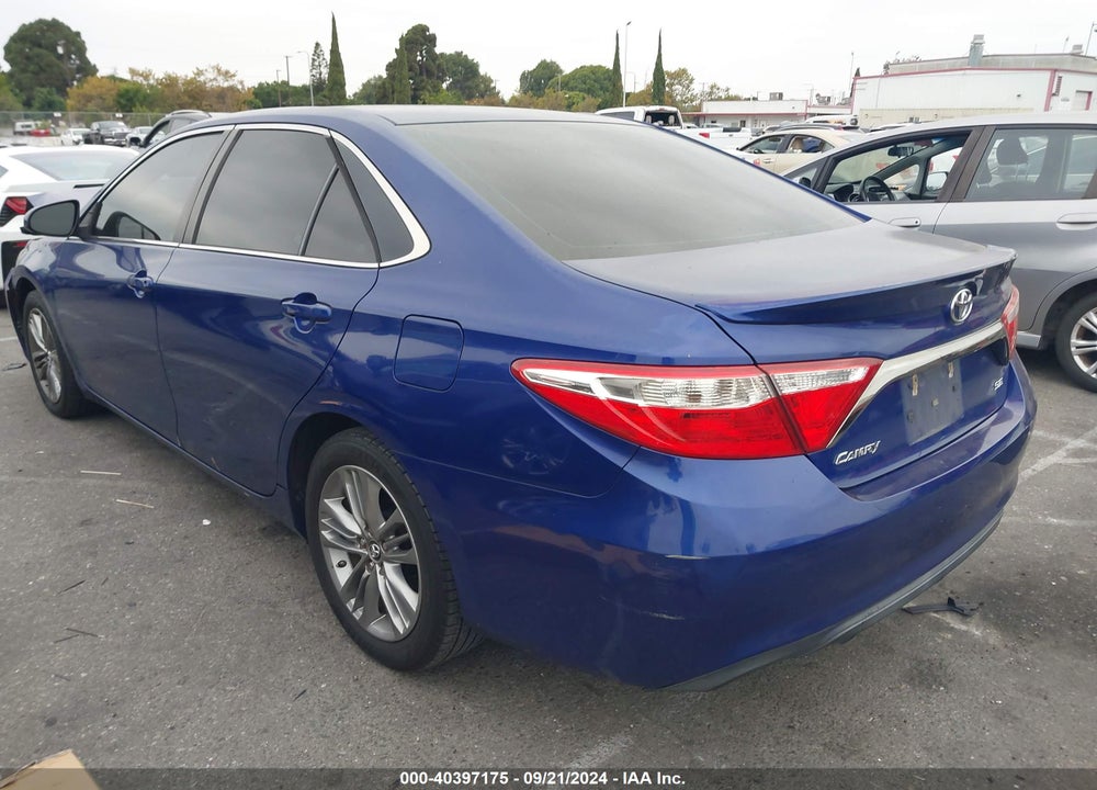 2015 TOYOTA CAMRY SE VIN: 4T1BF1FK8FU915214