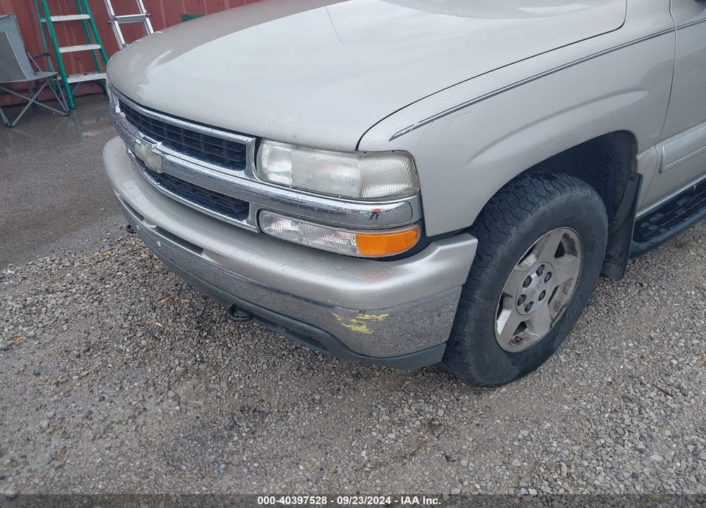 2004 CHEVROLET TAHOE LT VIN: 1GNEK13Z94R129802