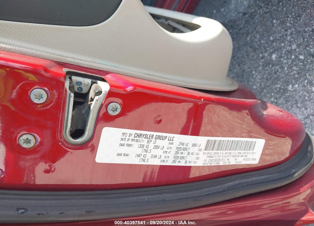 2013 CHRYSLER TOWN & COUNTRY VIN: 2C4RC1BG5DR517613