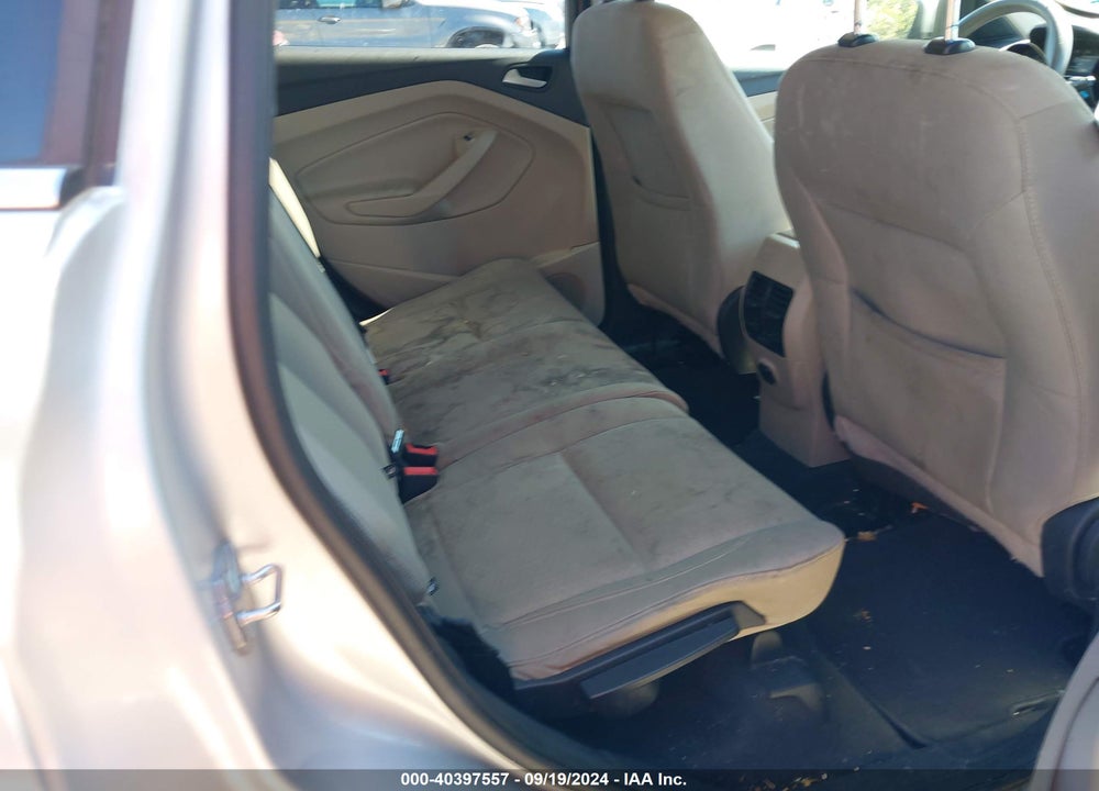 2019 FORD ESCAPE SE VIN: 1FMCU0GD1KUB30984