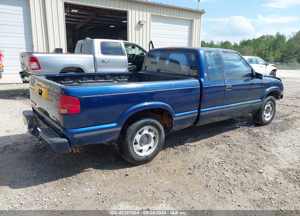 1999 GMC SONOMA SLS VIN: 1GTCS1946X8532481