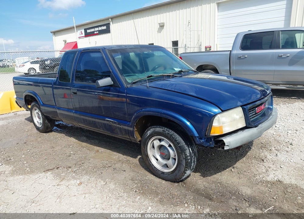 1999 GMC SONOMA SLS VIN: 1GTCS1946X8532481