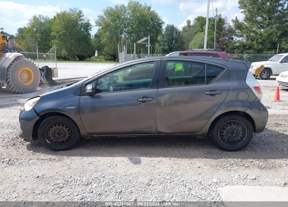 2013 TOYOTA PRIUS C TWO VIN: JTDKDTB38D1536698