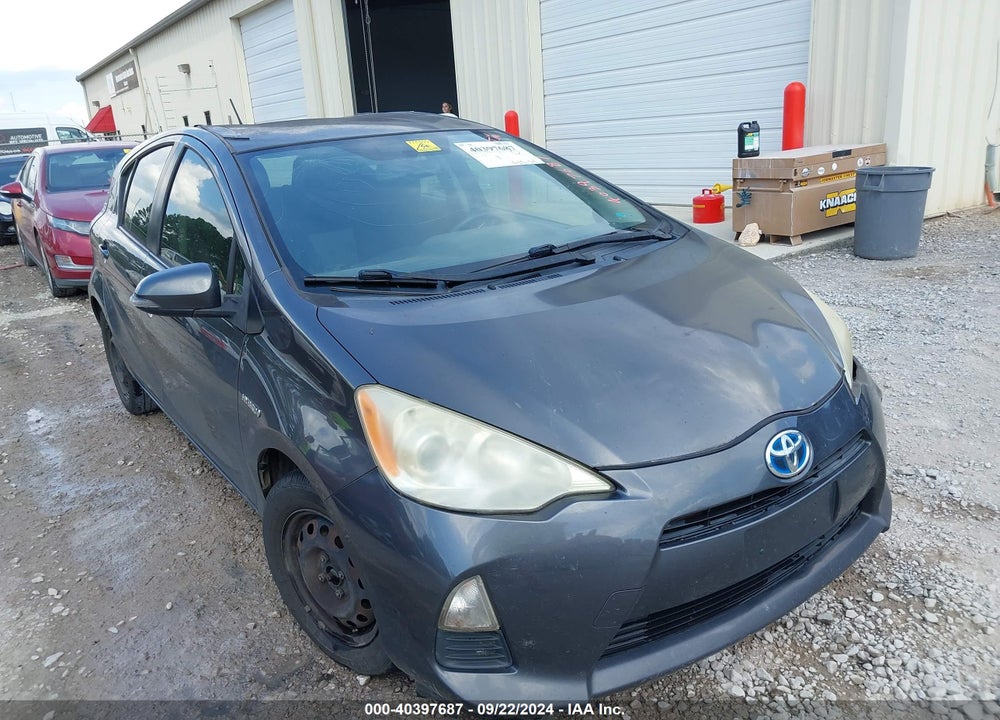 2013 TOYOTA PRIUS C TWO VIN: JTDKDTB38D1536698