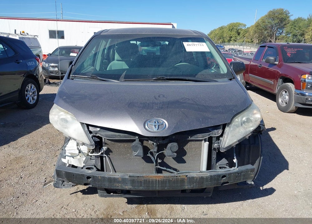 2011 TOYOTA SIENNA BASE V6 VIN: 5TDZK3DC9BS088019