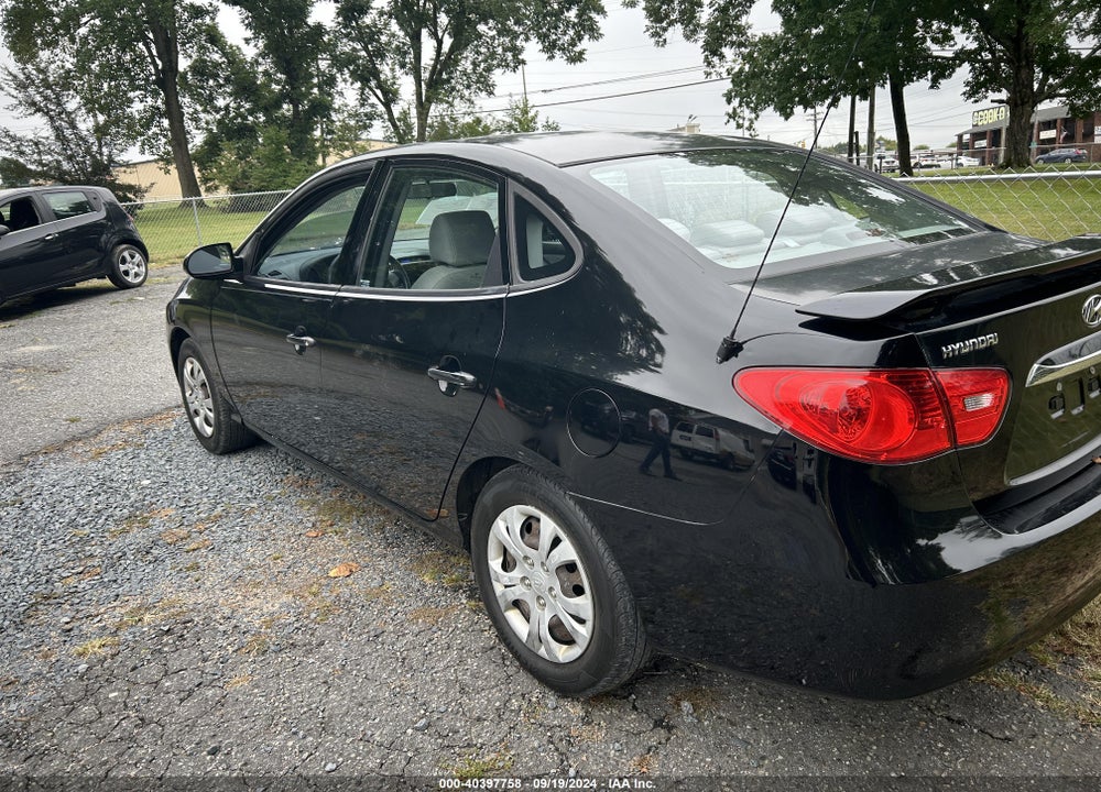 2010 HYUNDAI ELANTRA VIN: KMHDU4AD4AU007327