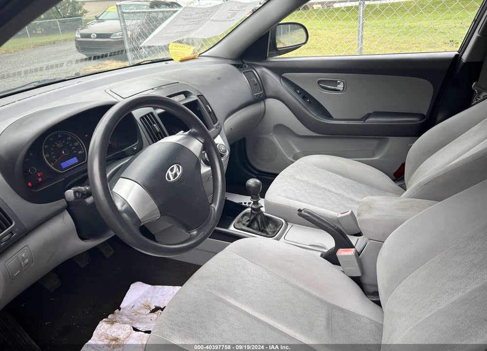 2010 HYUNDAI ELANTRA VIN: KMHDU4AD4AU007327