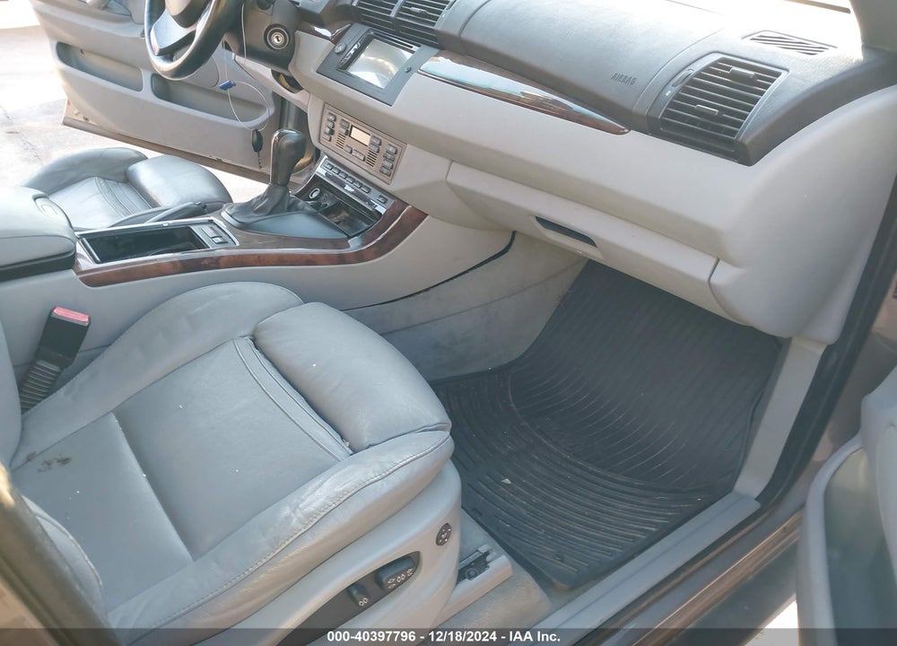 2006 BMW X5 4.4I VIN: 5UXFB53556LV26316