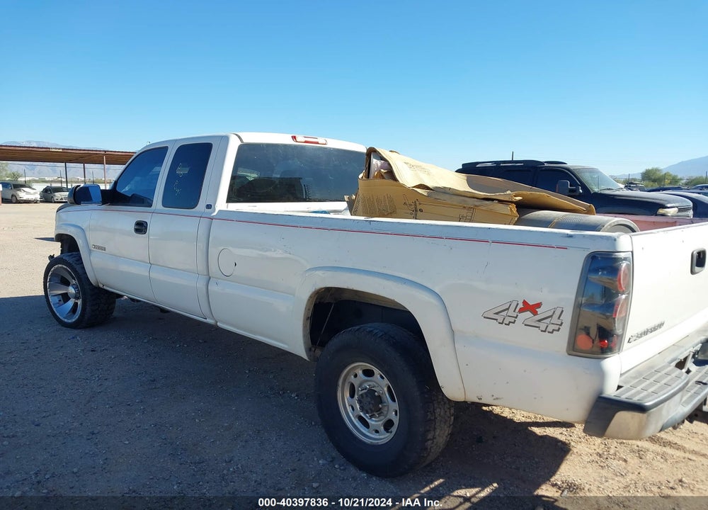 2004 CHEVROLET SILVERADO 2500HD LS VIN: 1GCHK29U24E238665