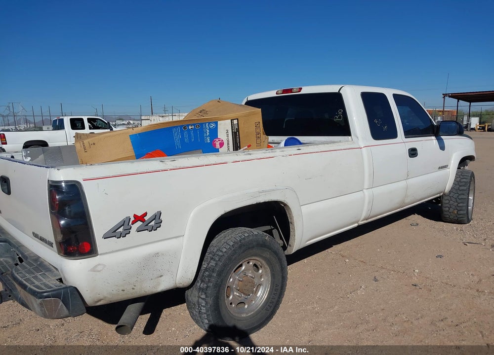 2004 CHEVROLET SILVERADO 2500HD LS VIN: 1GCHK29U24E238665