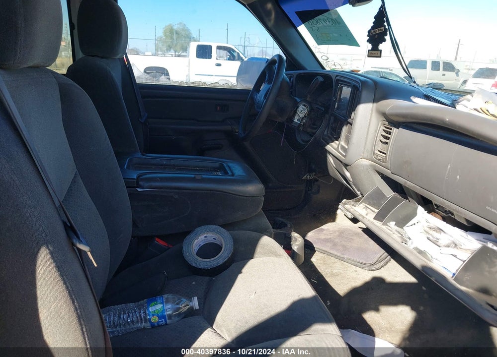 2004 CHEVROLET SILVERADO 2500HD LS VIN: 1GCHK29U24E238665