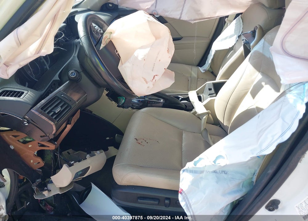 2017 HONDA ACCORD EX-L VIN: 1HGCR2F80HA023166