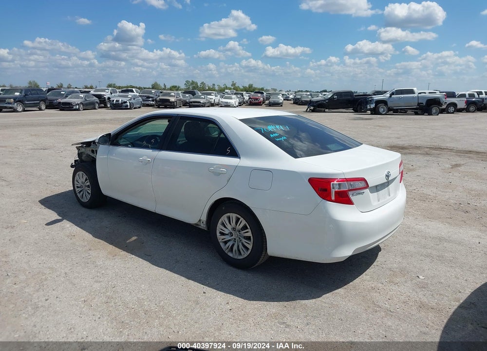 2013 TOYOTA CAMRY LE VIN: 4T4BF1FK5DR323191