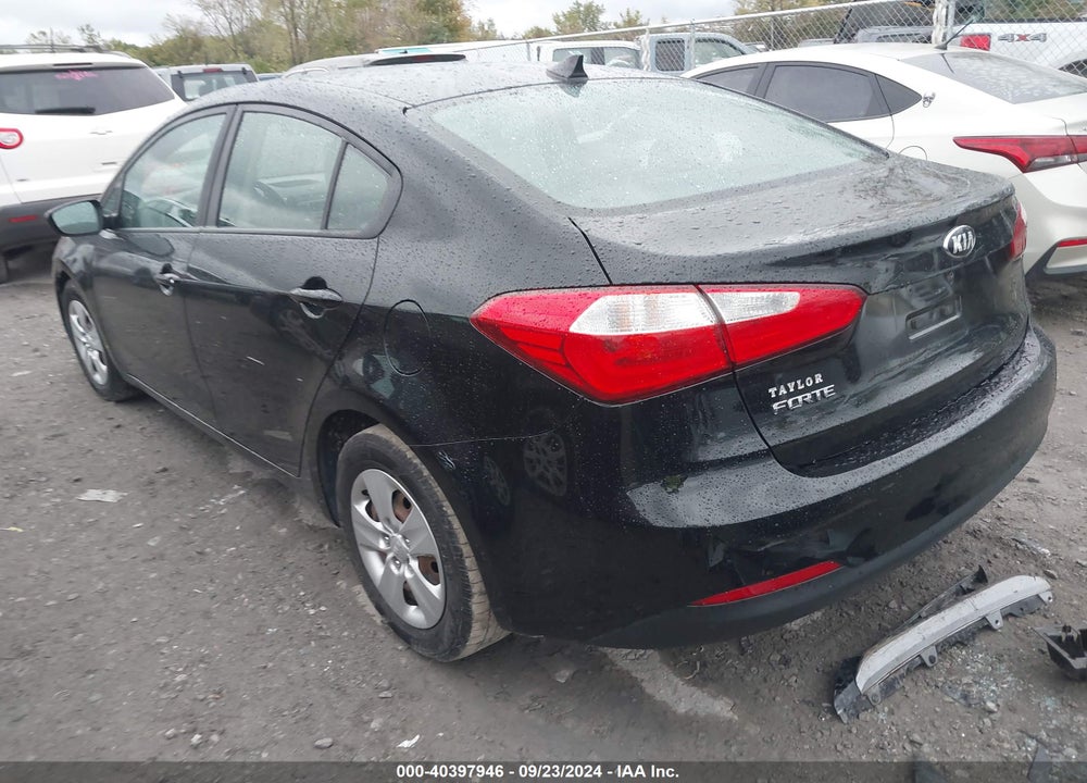 2016 KIA FORTE VIN: KNAFK4A61G5609381