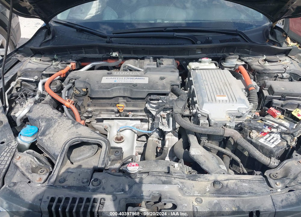 2015 HONDA ACCORD HYBRID EX-L VIN: 1HGCR6F52FA007223