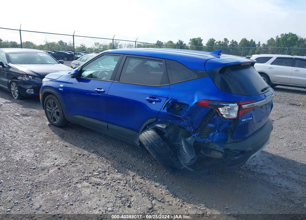 2023 KIA SELTOS LX VIN: KNDEPCAA7P7428644