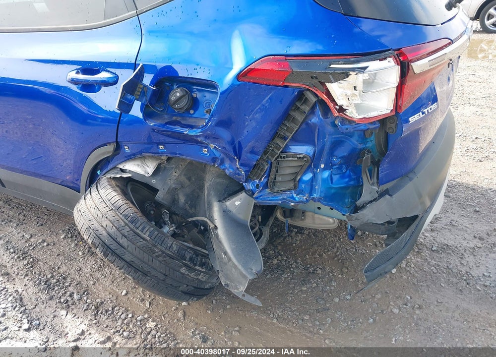 2023 KIA SELTOS LX VIN: KNDEPCAA7P7428644