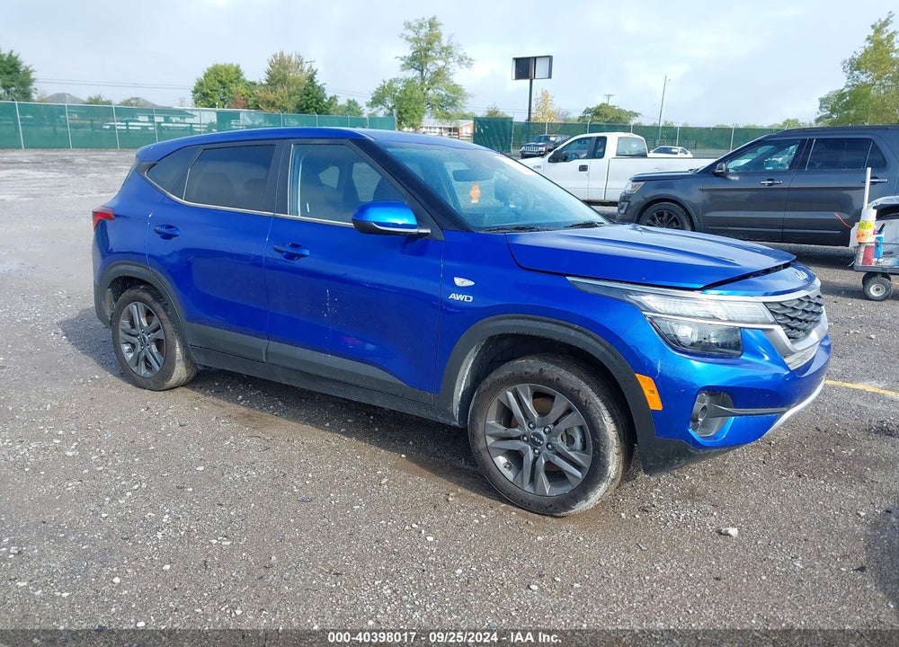 2023 KIA SELTOS LX VIN: KNDEPCAA7P7428644