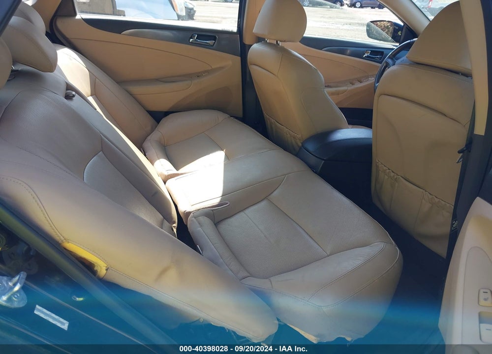 2012 HYUNDAI SONATA HYBRID VIN: KMHEC4A41CA041852