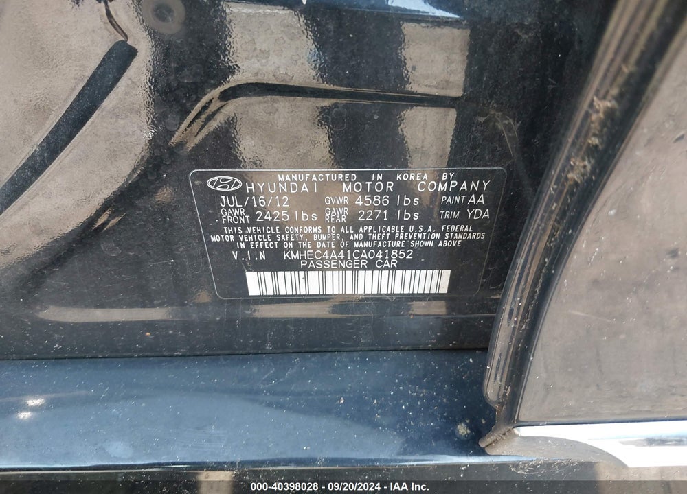 2012 HYUNDAI SONATA HYBRID VIN: KMHEC4A41CA041852
