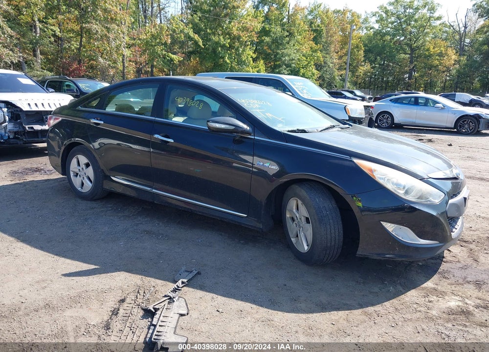 2012 HYUNDAI SONATA HYBRID VIN: KMHEC4A41CA041852