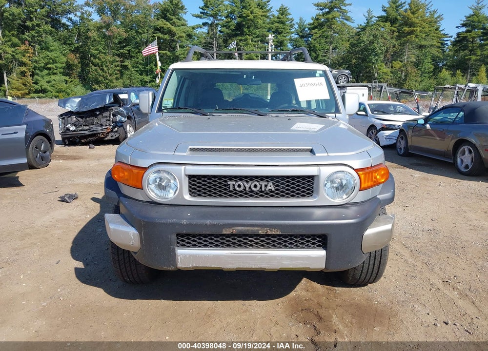 2008 TOYOTA FJ CRUISER VIN: JTEBU11F88K023902