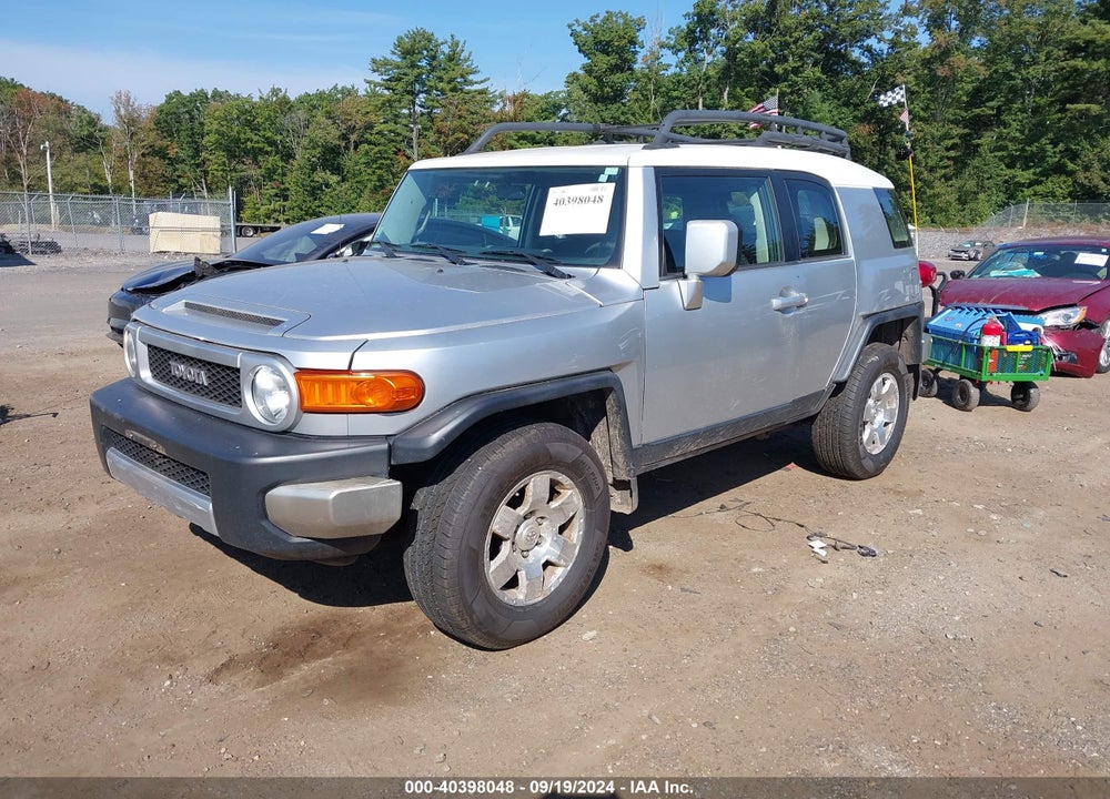 2008 TOYOTA FJ CRUISER VIN: JTEBU11F88K023902