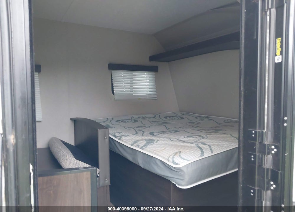 2020 KEYSTONE SPRINGDALE SERIES M- VIN: 4YDT18010KW106818