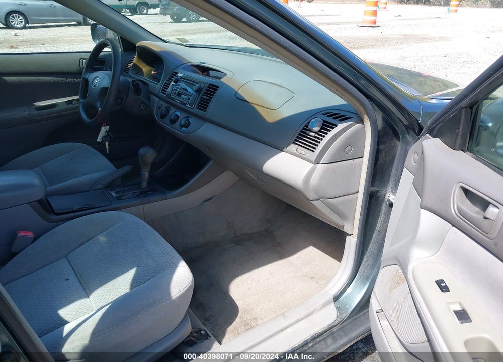 2002 TOYOTA CAMRY LE VIN: 4T1BE32K72U554329