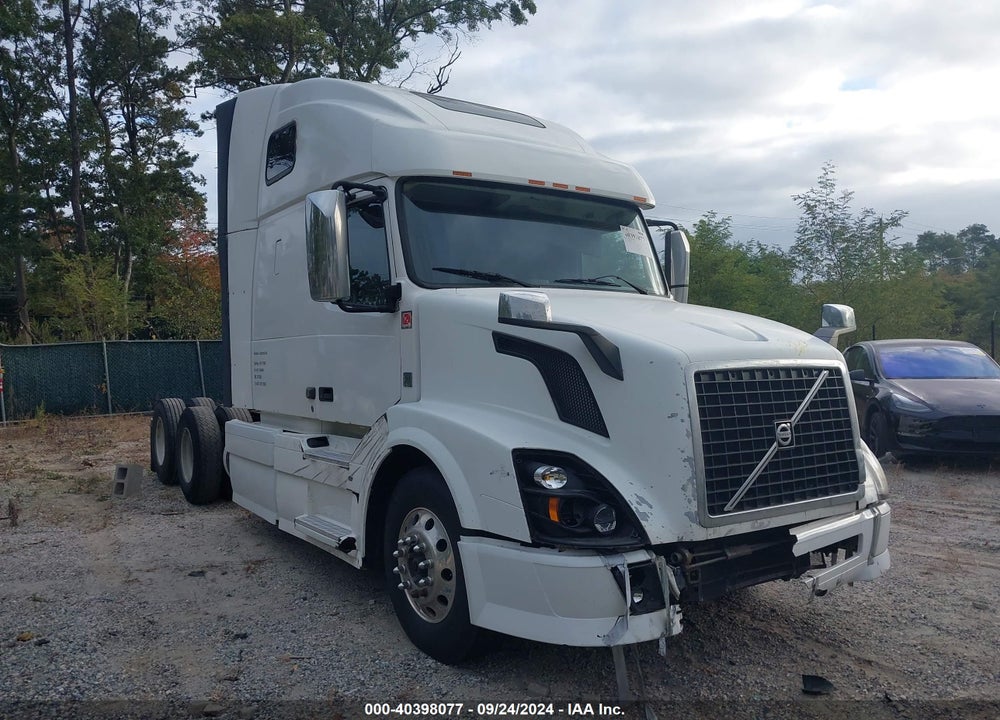 2015 VOLVO VN VNL VIN: 4V4NC9EH8FN931507