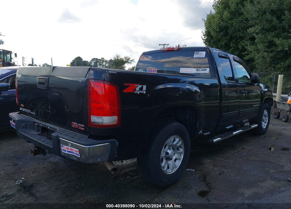 2008 GMC SIERRA 1500 SLE2 VIN: 2GTEK19J881213358