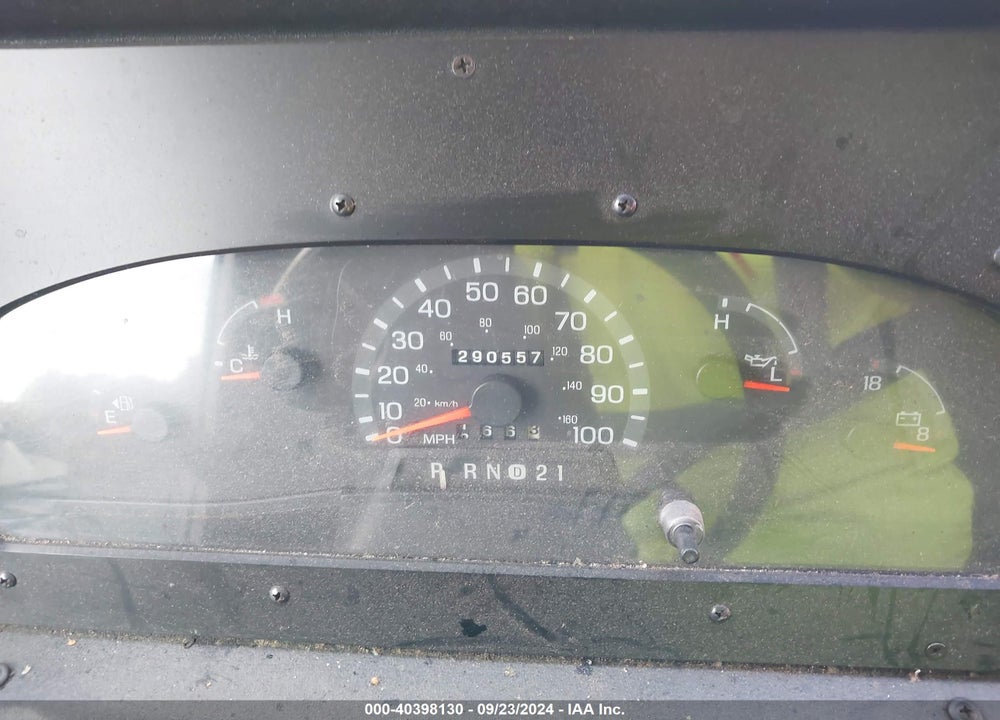 2002 FORD E-350 STRIPPED VIN: 1FCJE39L62HA89971