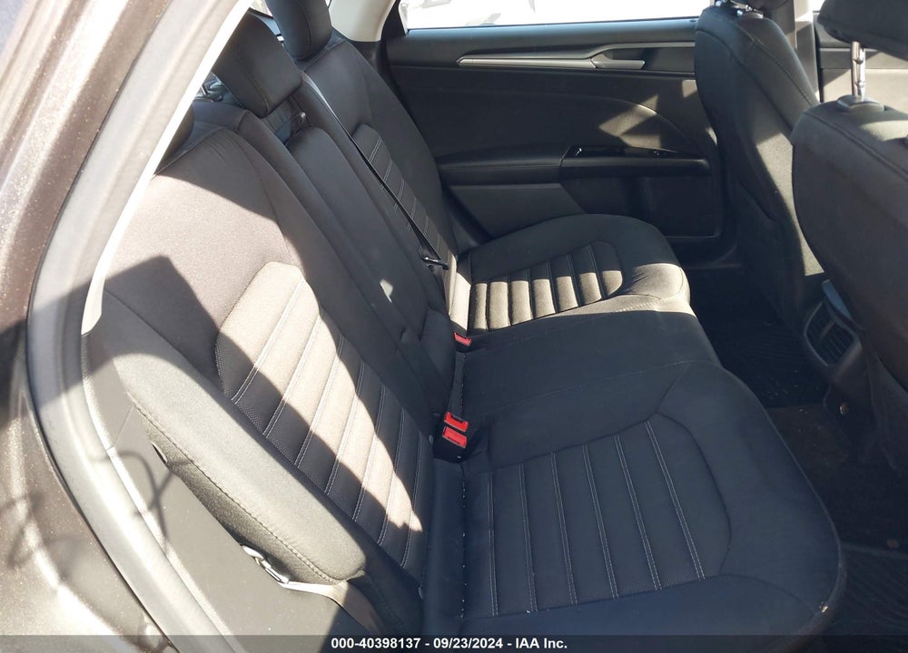 2015 FORD FUSION SE VIN: 1FA6P0H78F5112747