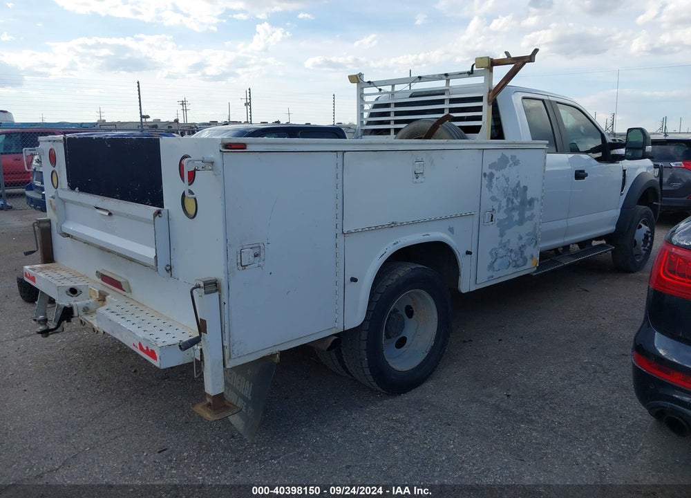 2017 FORD F-450 CHASSIS XL VIN: 1FD0X4HY3HEB80453